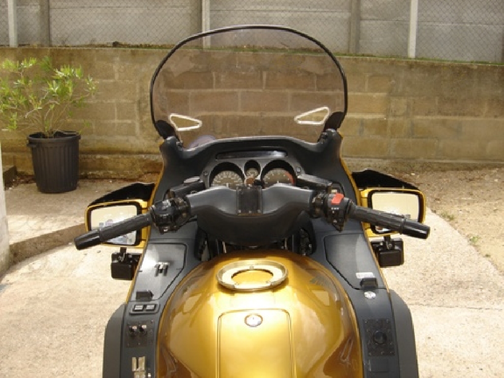 HONDA ST Pan-European 1100 50 iÃ¨me anniversaire OR 1999 photo 3