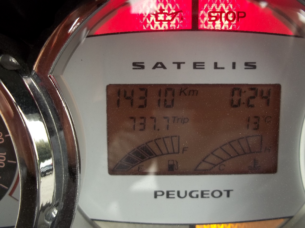 PEUGEOT Satelis 125  2008 photo 3