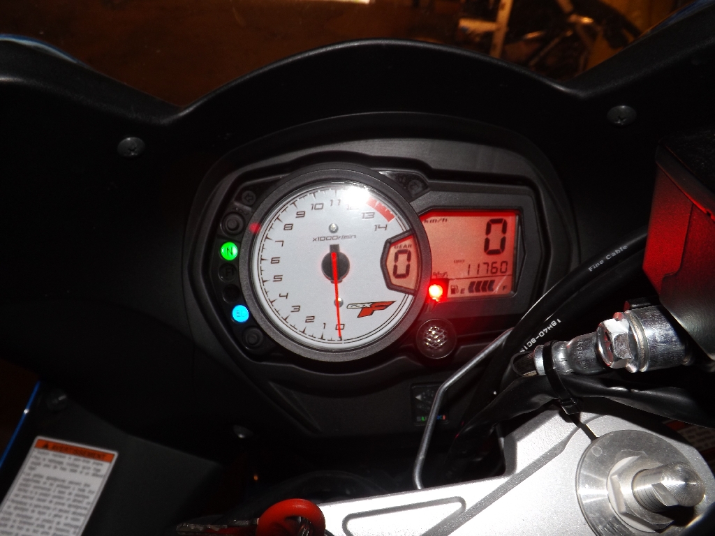 SUZUKI GSX 650 F  2009 photo 3