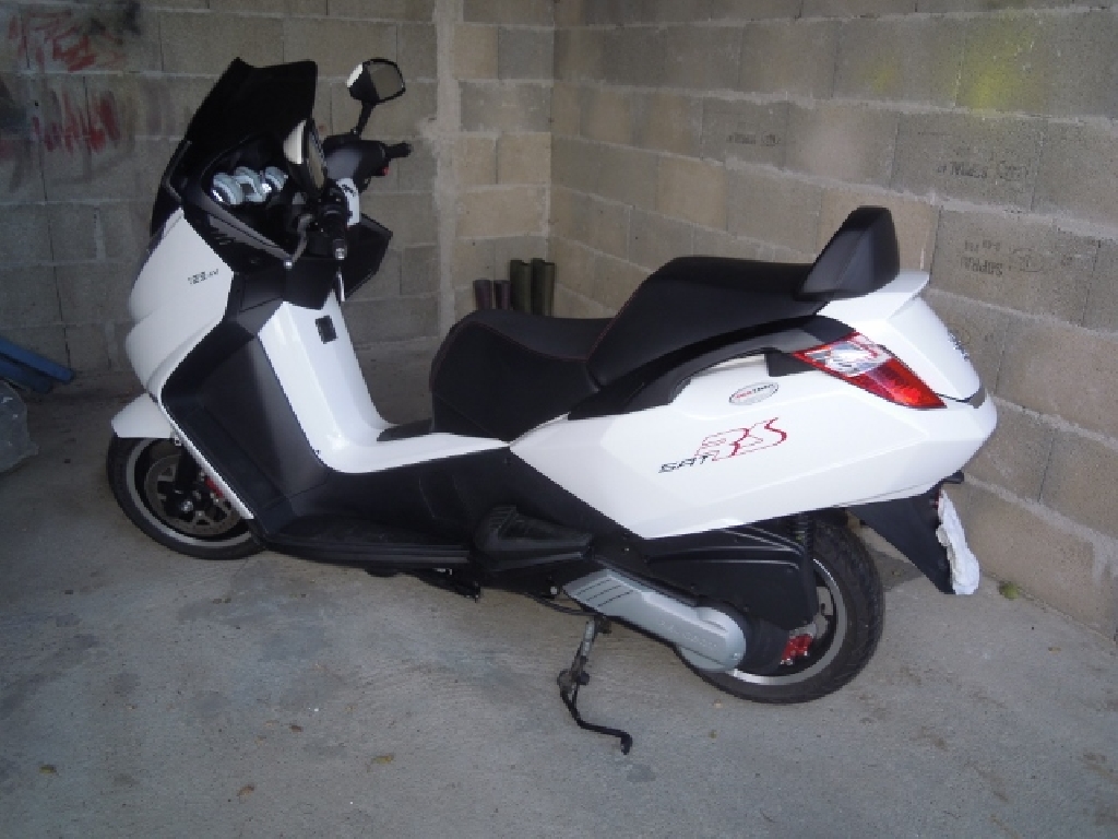 PEUGEOT Satelis 125 RS 2012 photo 3