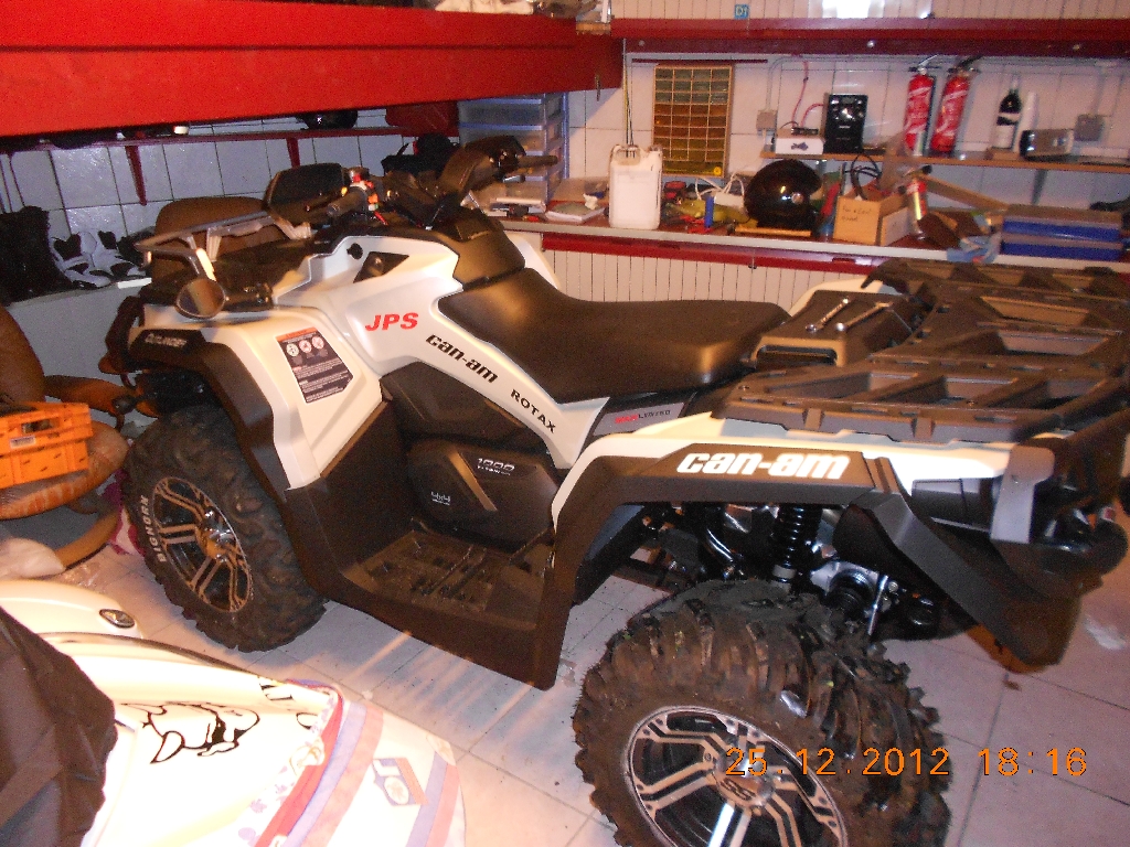 CAN-AM BOMBARDIER Outlander 1000 limited 2013 photo 2