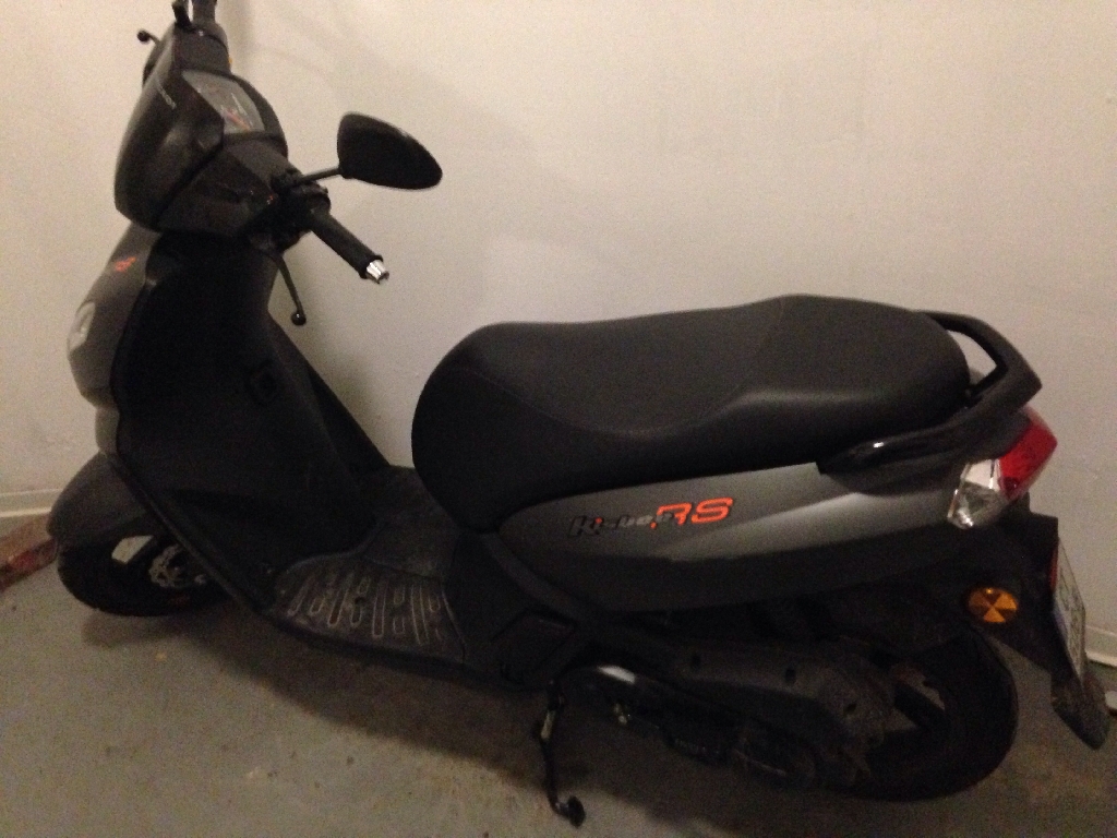 PEUGEOT Kisbee 50 rs 2013 photo 2