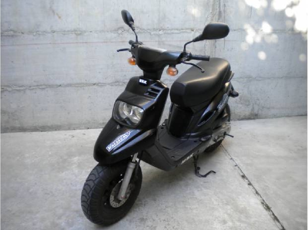 MBK Booster Spirit 50  2010 photo 2