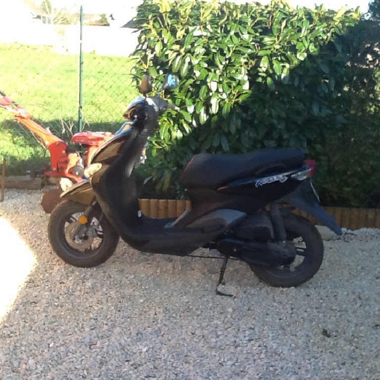 YAMAHA Neo's  2012 photo 3