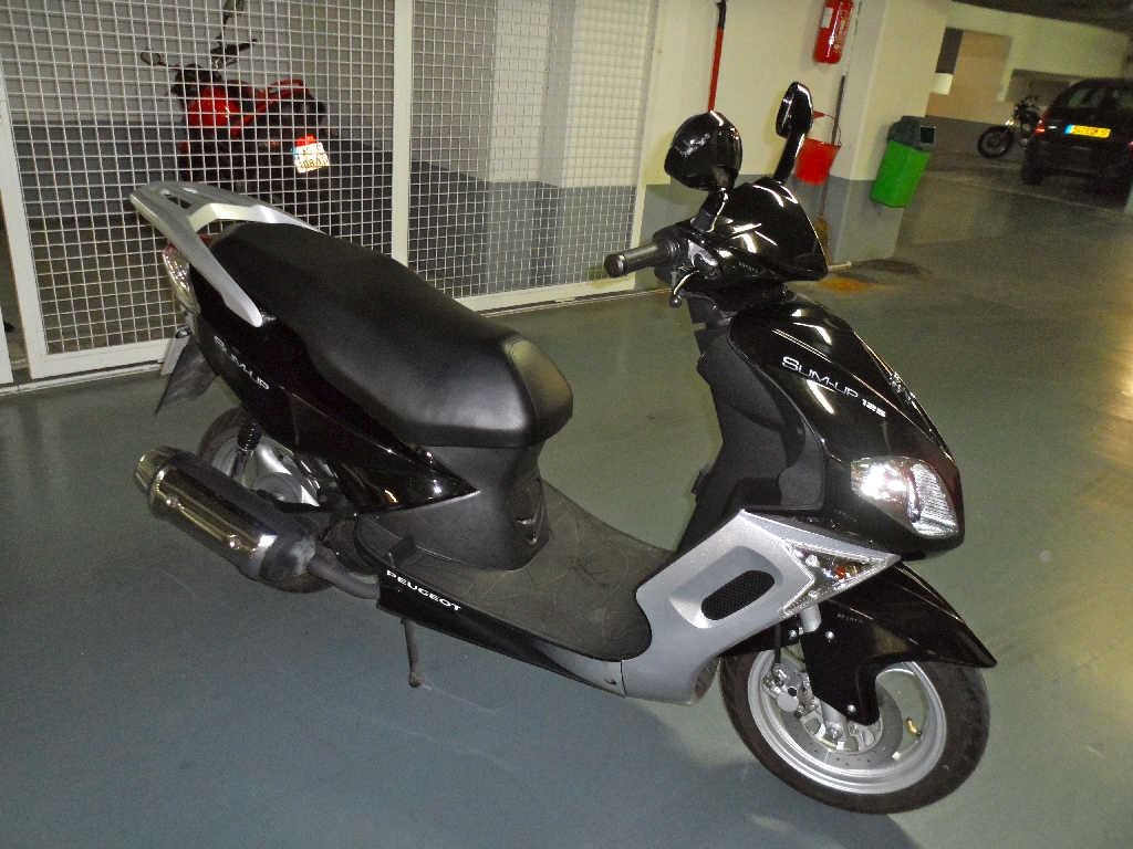PEUGEOT Sum Up 125  2008 photo 2