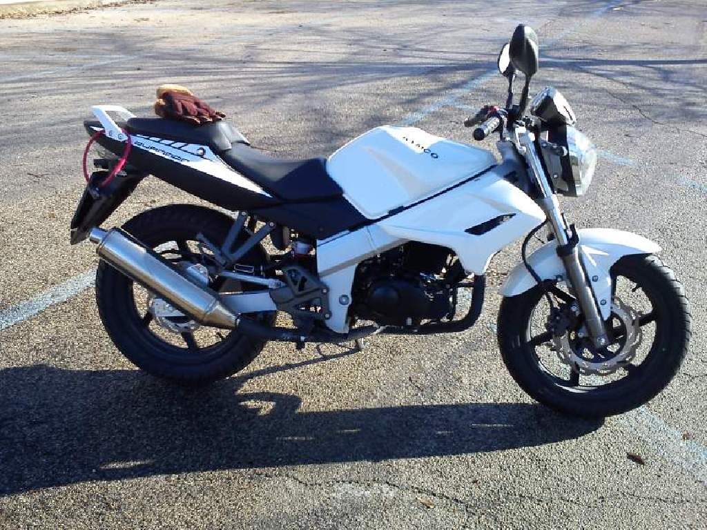 KYMCO Quannon Naked 125  2012 photo 3