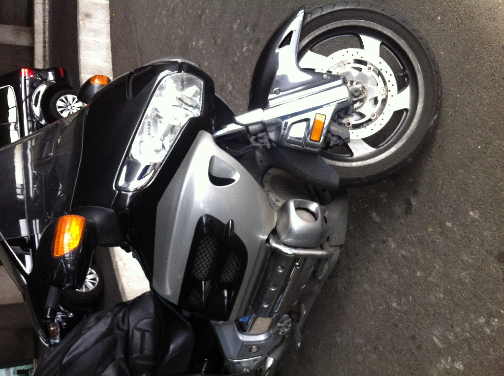 HONDA GL 1800 Goldwing  2010 photo 2
