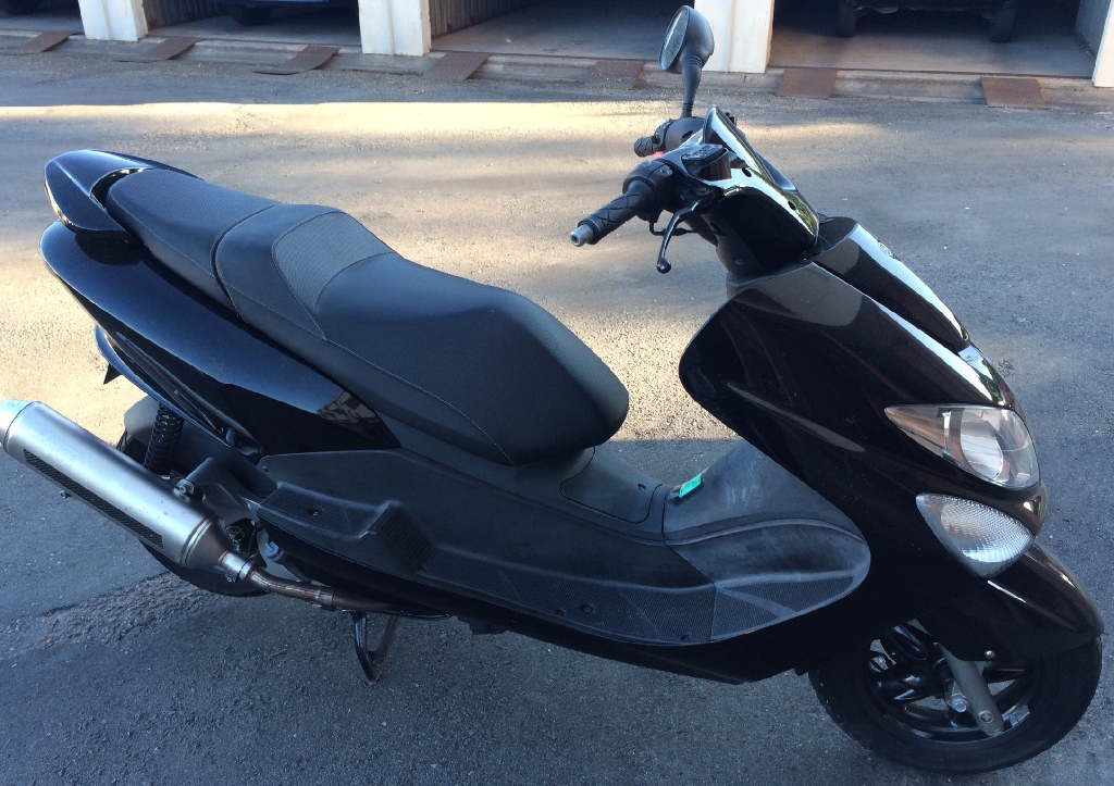 YAMAHA Majesty 125  2008 photo 2