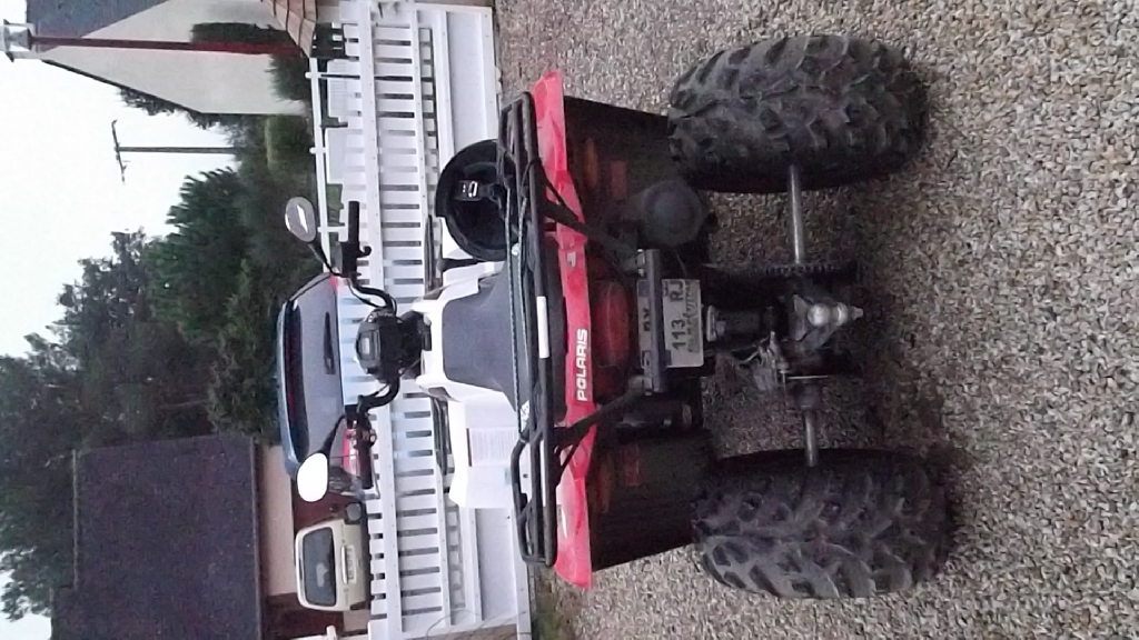 POLARIS Trail Boss 330  2011 photo 2