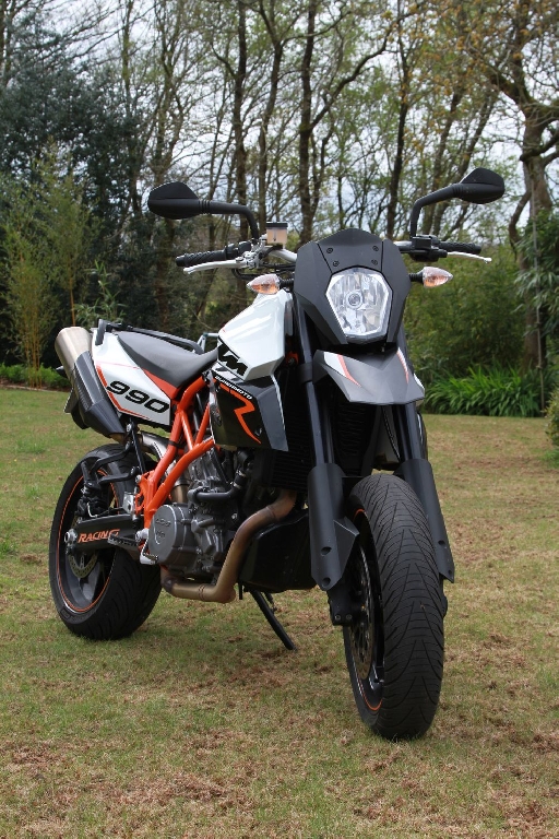 KTM 990 Supermoto SMR 2011 photo 2