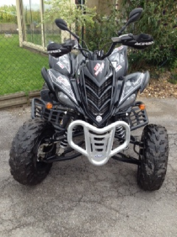 YAMAHA YFM 700 R Raptor SÃ©rie limitÃ©e black Ã©dition 2011 photo 3