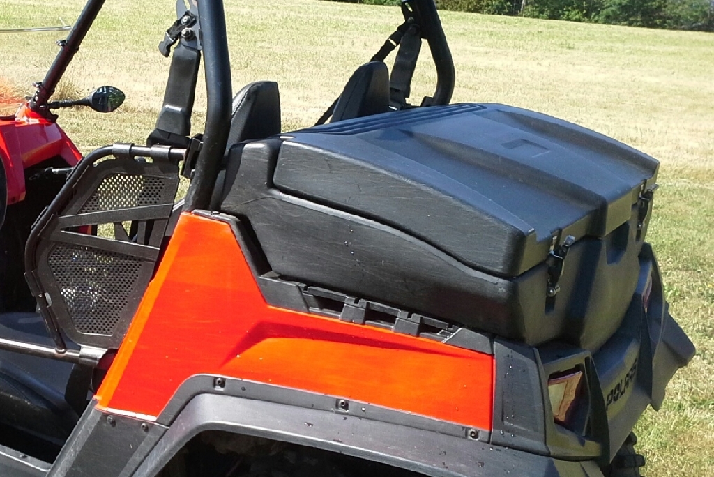 PiÃ¨ces buggy/ssv Autres occasion : coffre isotherme pour RZR 800 photo 2