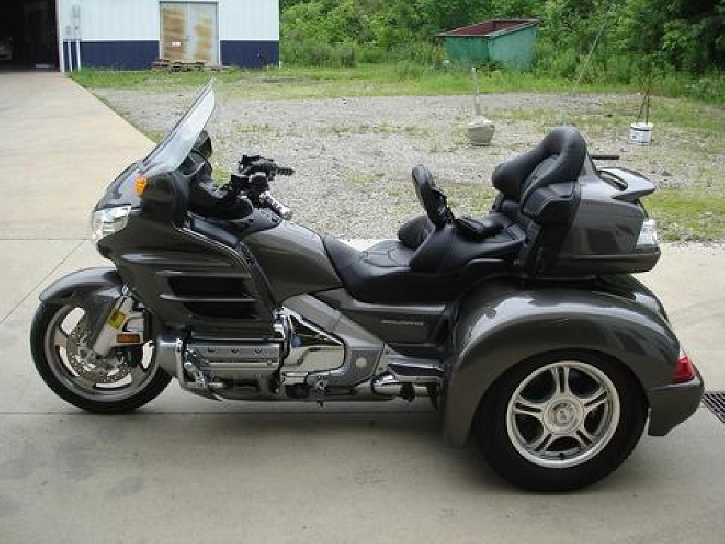 HONDA GL 1800 Goldwing  2009 photo 3