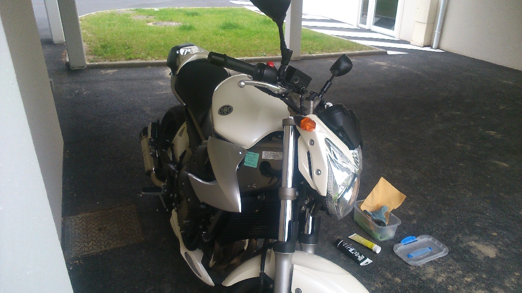 YAMAHA XJ6 N 600  2009 photo 3