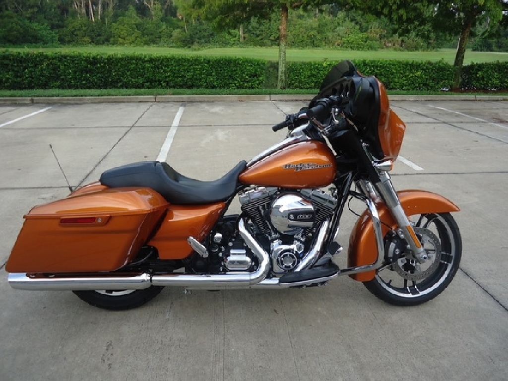 HARLEY-DAVIDSON Street Glide 1690  2008 photo 2