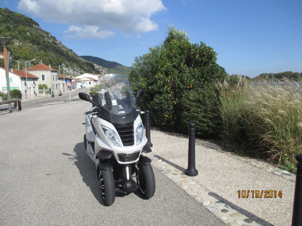 PEUGEOT Metropolis 400 premium  2014 photo 3