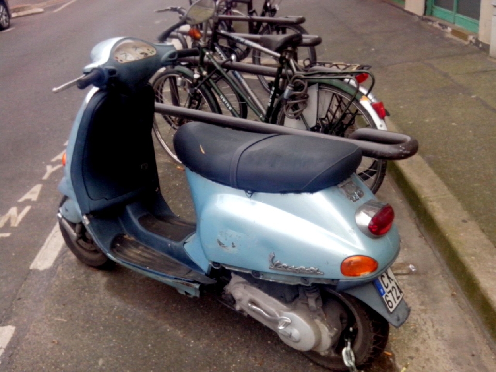 PIAGGIO Vespa 50 ET2 2012 photo 2