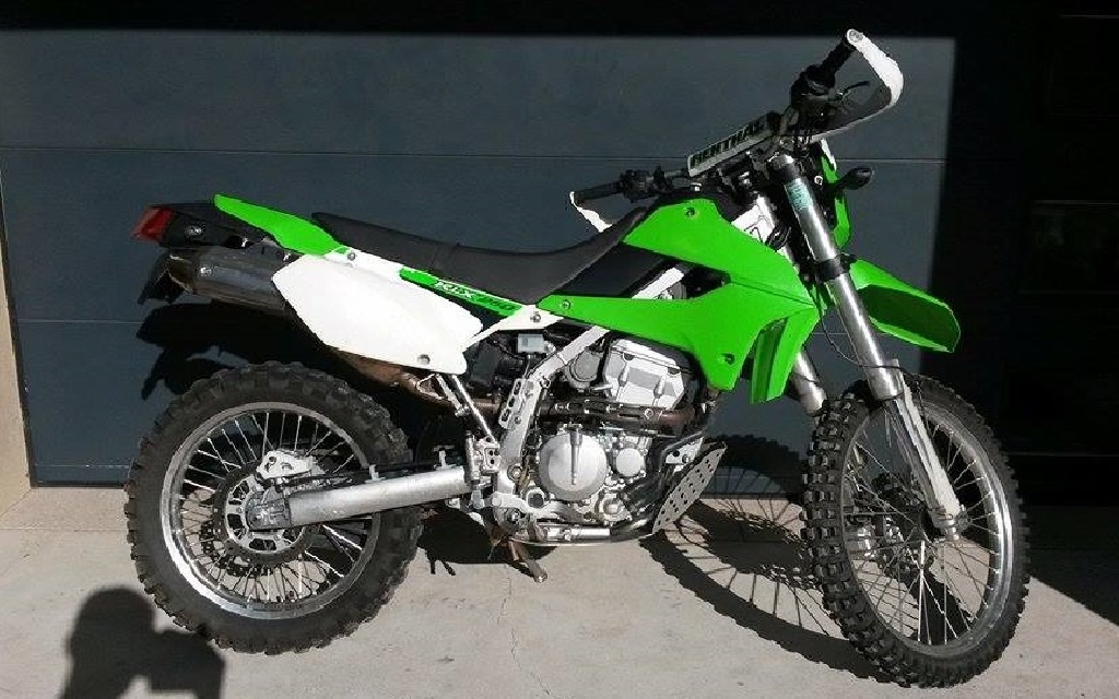KAWASAKI KLX 250  2010 photo 3