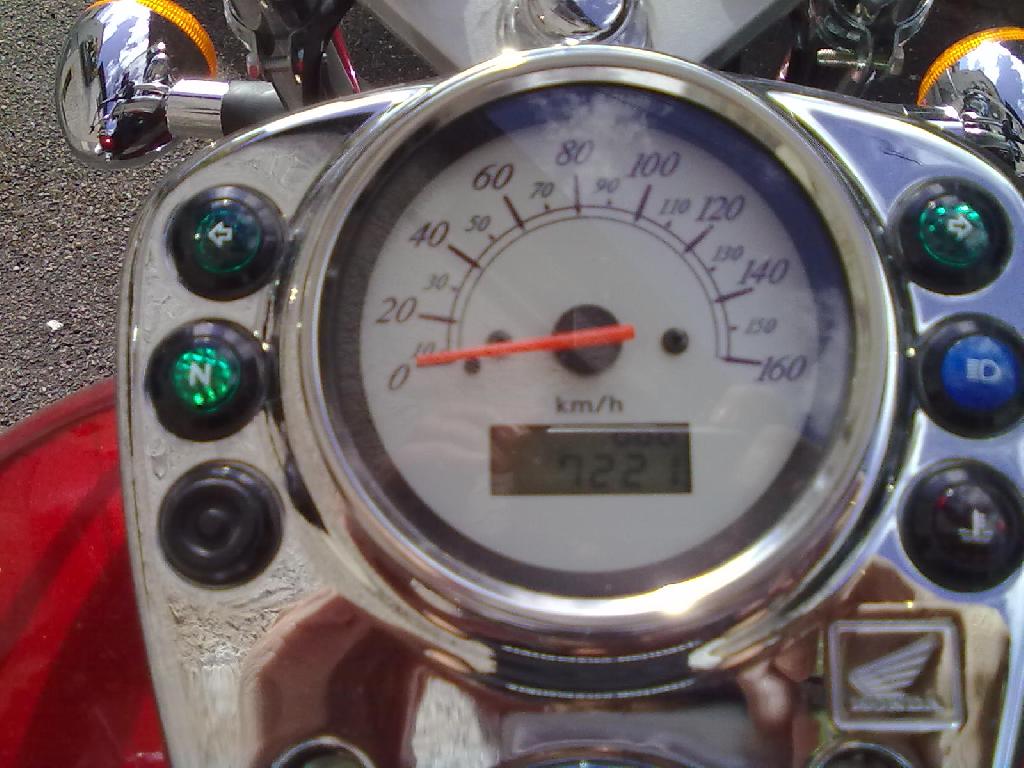 HONDA Shadow 125  1999 photo 2