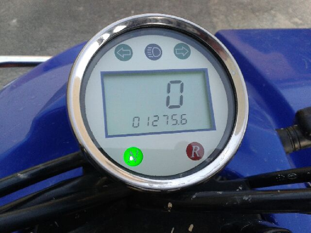 ADLY Interceptor 300  2004 photo 2