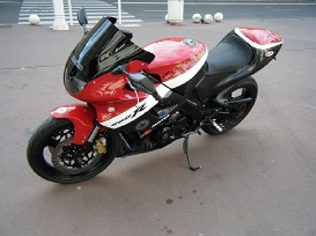 YAMAHA SZR 660  1996 photo 2