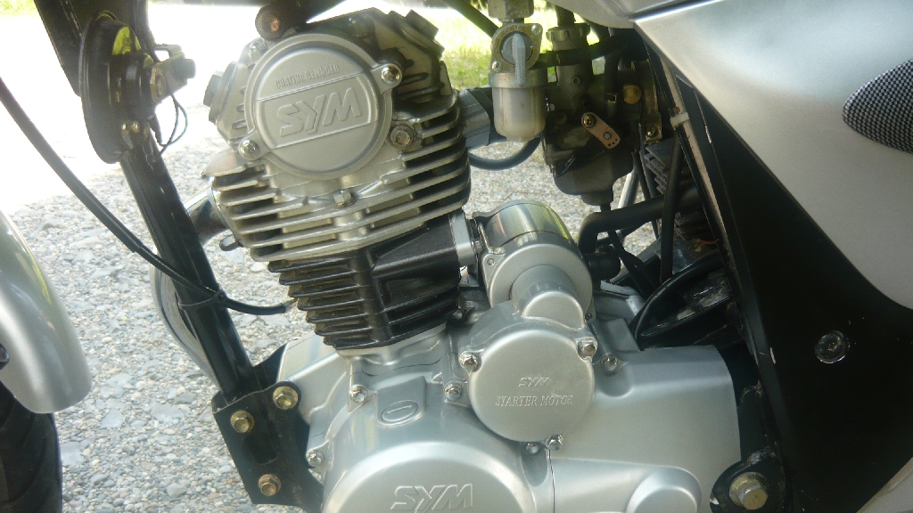 SYM XS 125  2008 photo 4