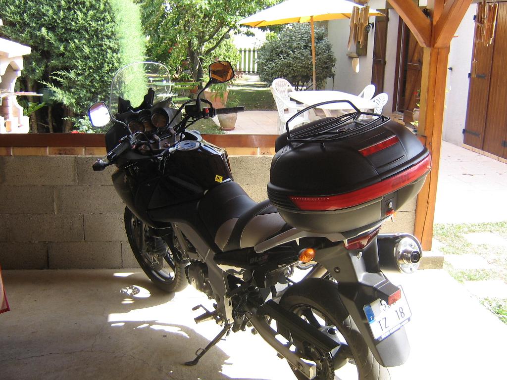 SUZUKI DL V-Strom 650  2004 photo 2