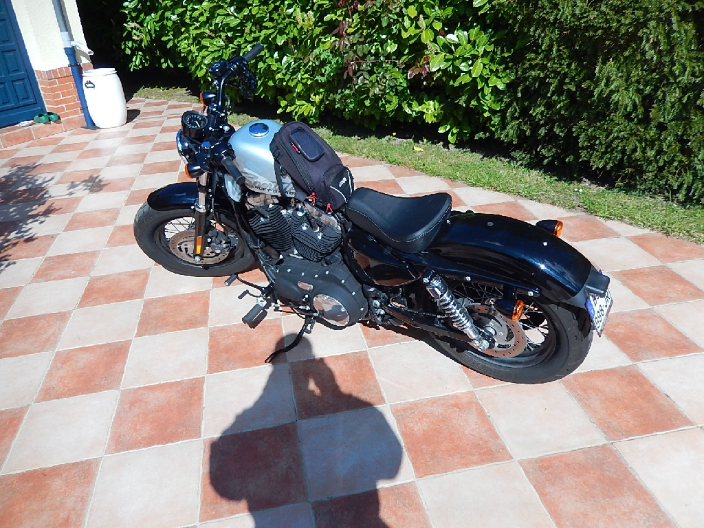 HARLEY-DAVIDSON Sportster XL 1200  2011 photo 3