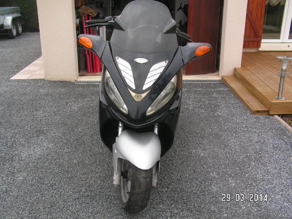 MALAGUTI Madison 125  2000 photo 2