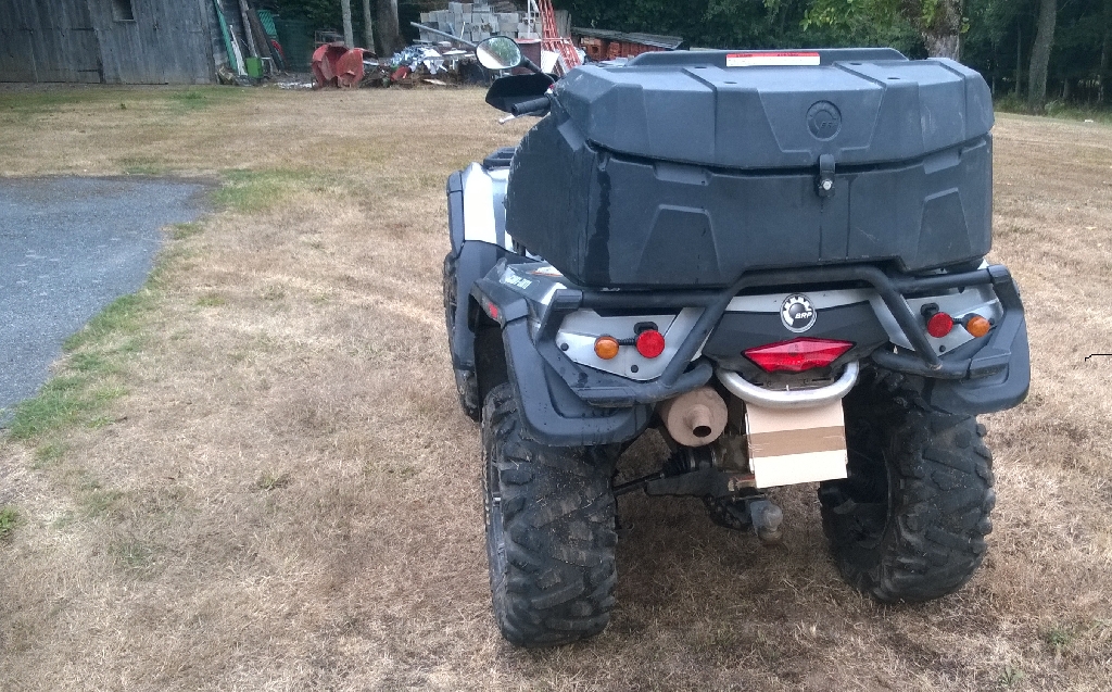 CAN-AM BOMBARDIER Outlander 800  2011 photo 2