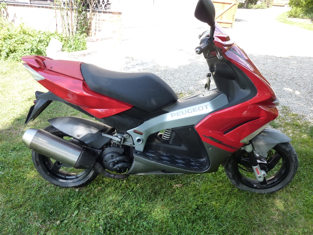 PEUGEOT Jet Force 50  2005 photo 2