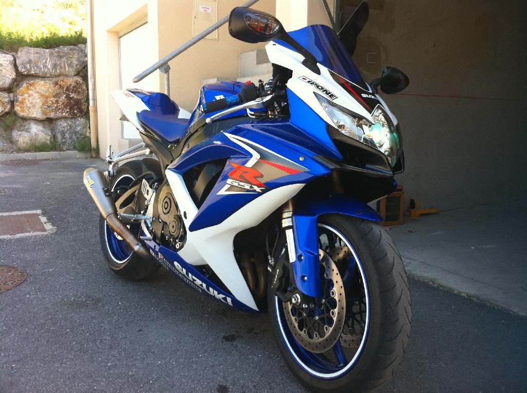 SUZUKI GSX-R 600  2008 photo 2