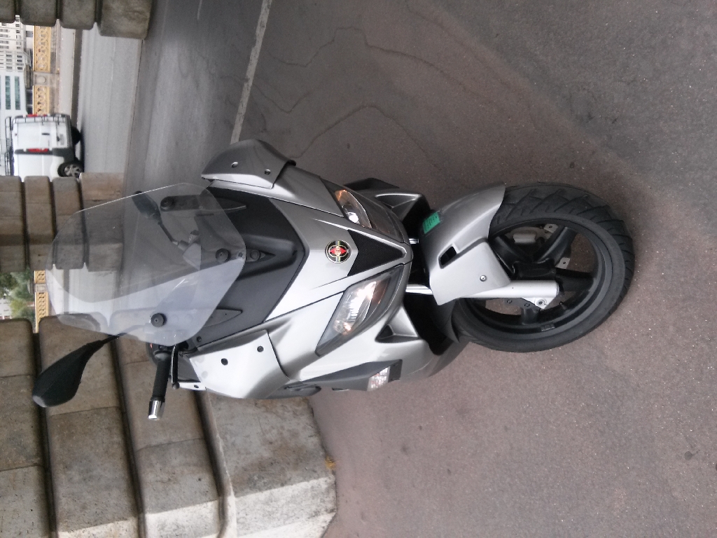 GILERA Nexus 300  2009 photo 2