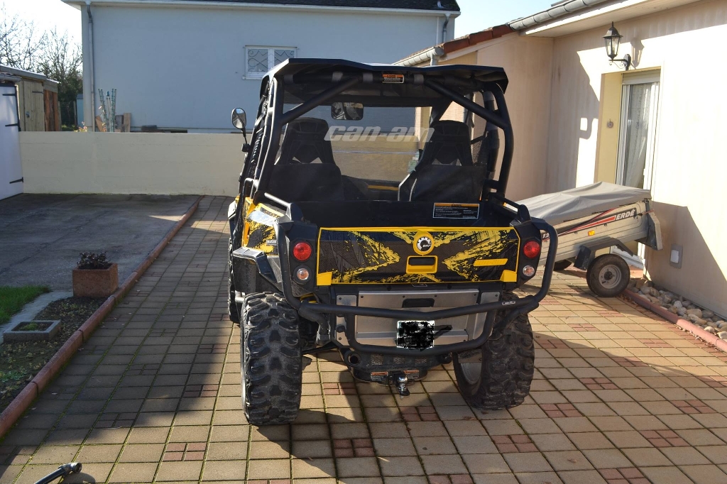 CAN-AM Commander 1000 limited 2011 photo 2