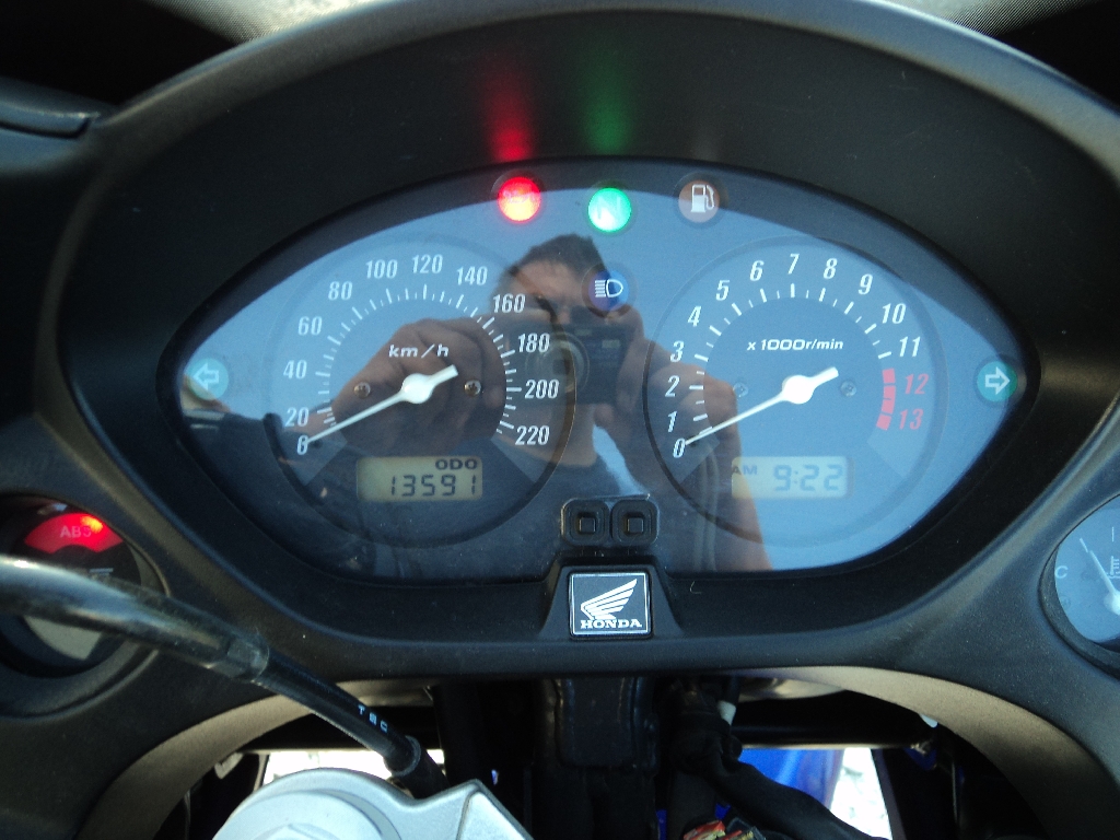 HONDA CBF 600  2004 photo 3