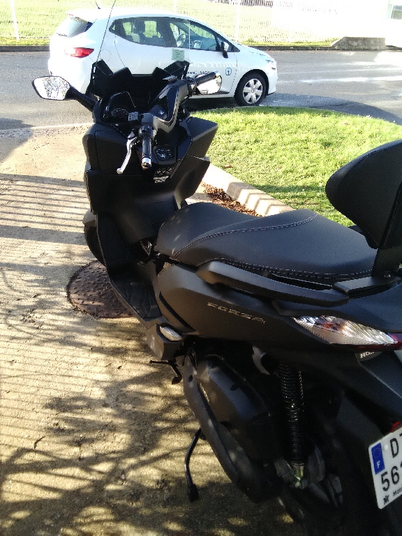 HONDA Forza 125  2015 photo 2