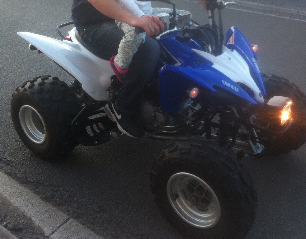 YAMAHA YFM 250 R Raptor  2013 photo 2
