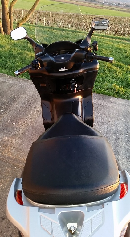 HONDA S-Wing 125  2012 photo 3