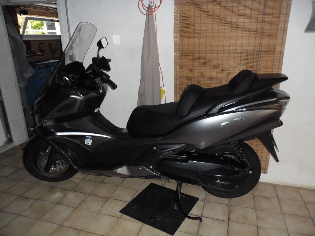 HONDA SW-T 400  2012 photo 2