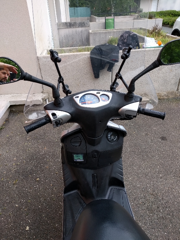 YAMAHA Cygnus X 125  2005 photo 3