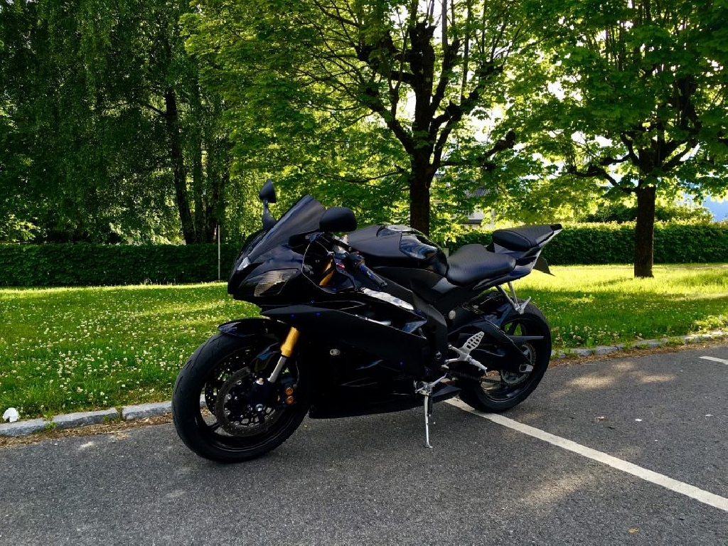 YAMAHA YZF-R6 600  2007 photo 2