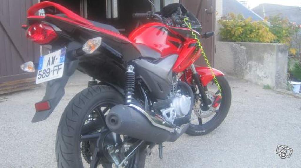 HONDA CBF 125  2010 photo 3