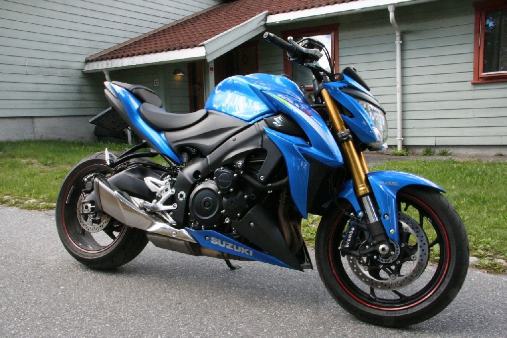 SUZUKI GSX-S 1000  2015 photo 2