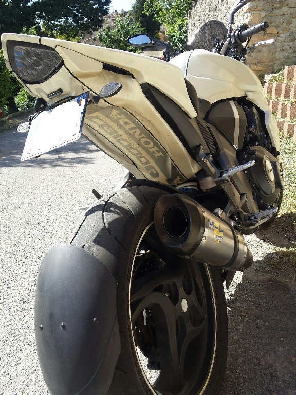 HONDA CB 1000 R  2010 photo 2