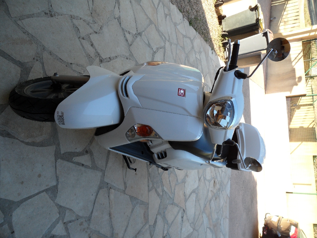 KYMCO Like 125  2011 photo 2