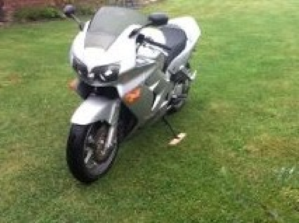 HONDA VFR 800  2001 photo 2