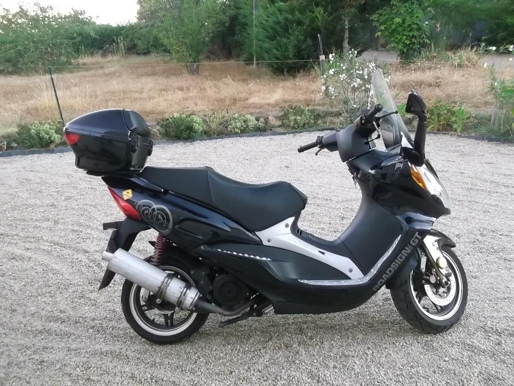 ROADSIGN 125 GT  2009 photo 2