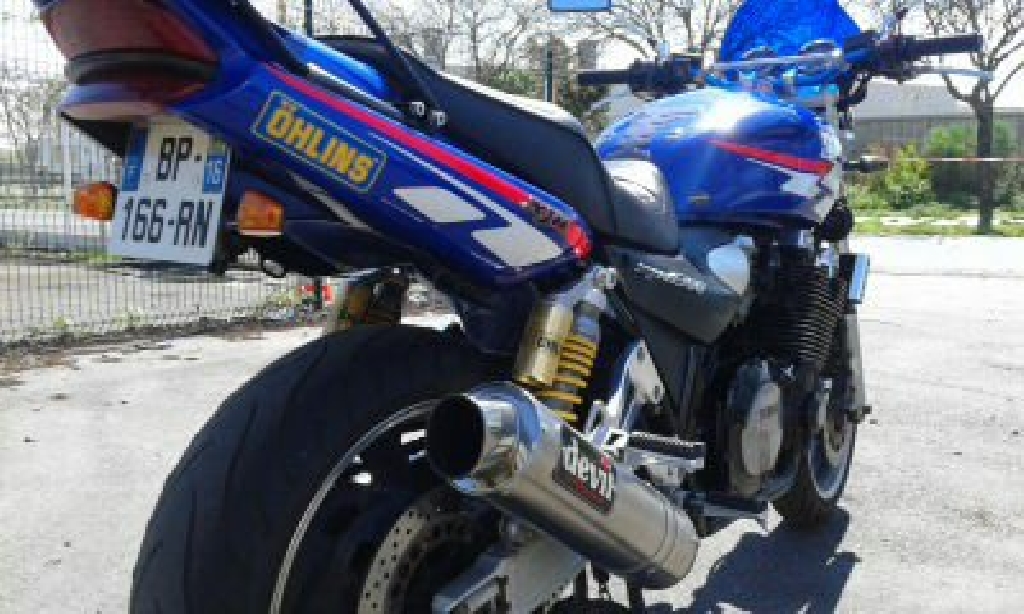 YAMAHA XJR 1300  1999 photo 2