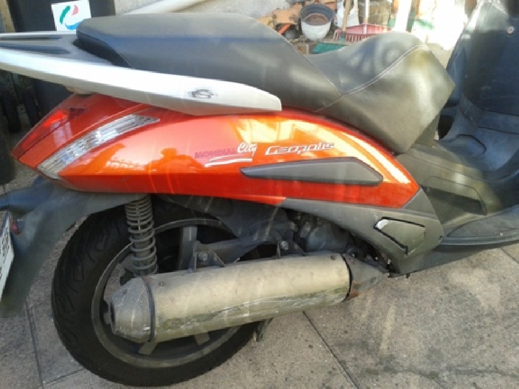 PEUGEOT Geopolis 125  2007 photo 3