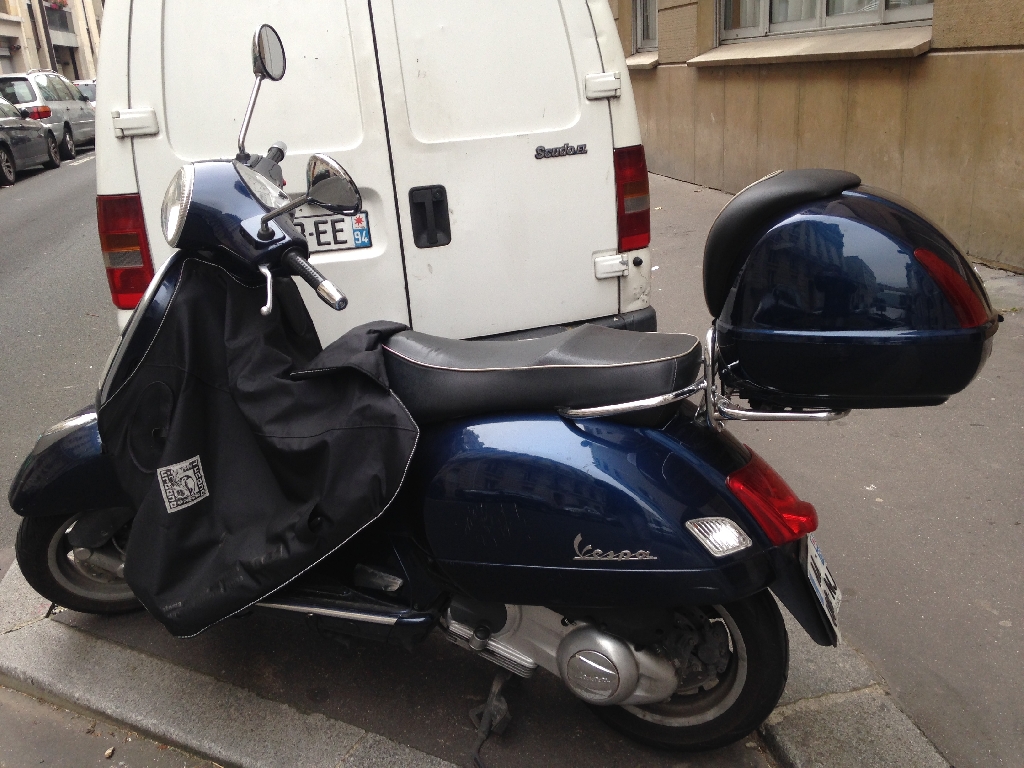 PIAGGIO Vespa 125 brillant 2009 photo 2